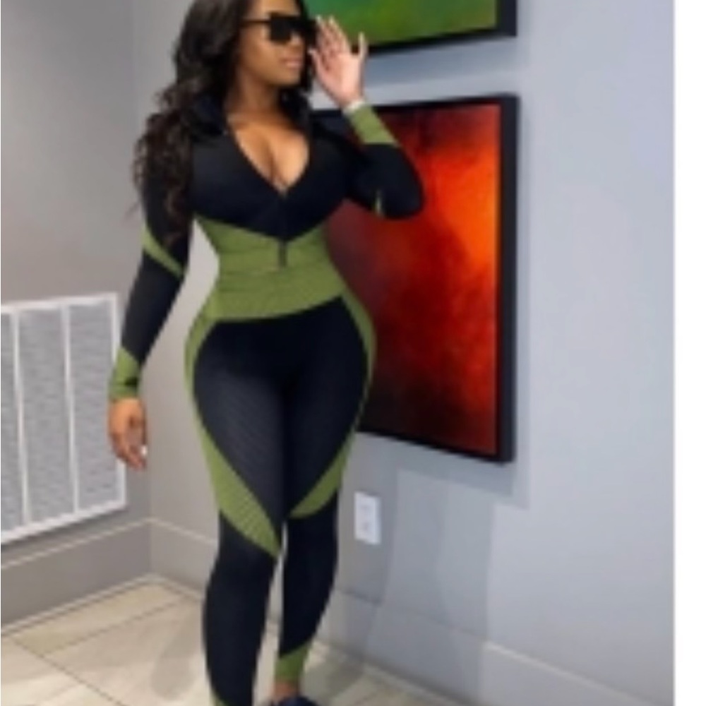 New 2 piece set